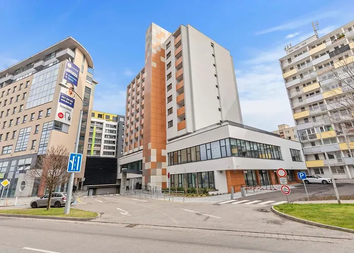 Lam - Ac -balcony Apartament Bratislava