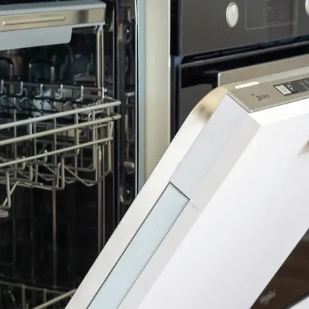 Lam - Ac -balcony Bratysława